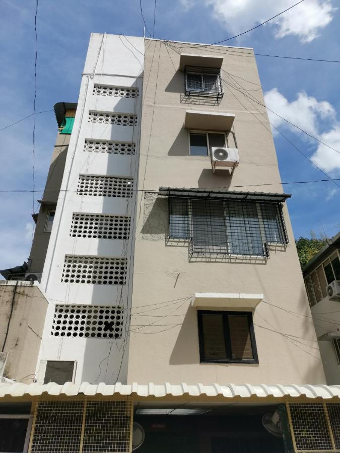 Tranquil La Casa Hotel Pune Exterior photo